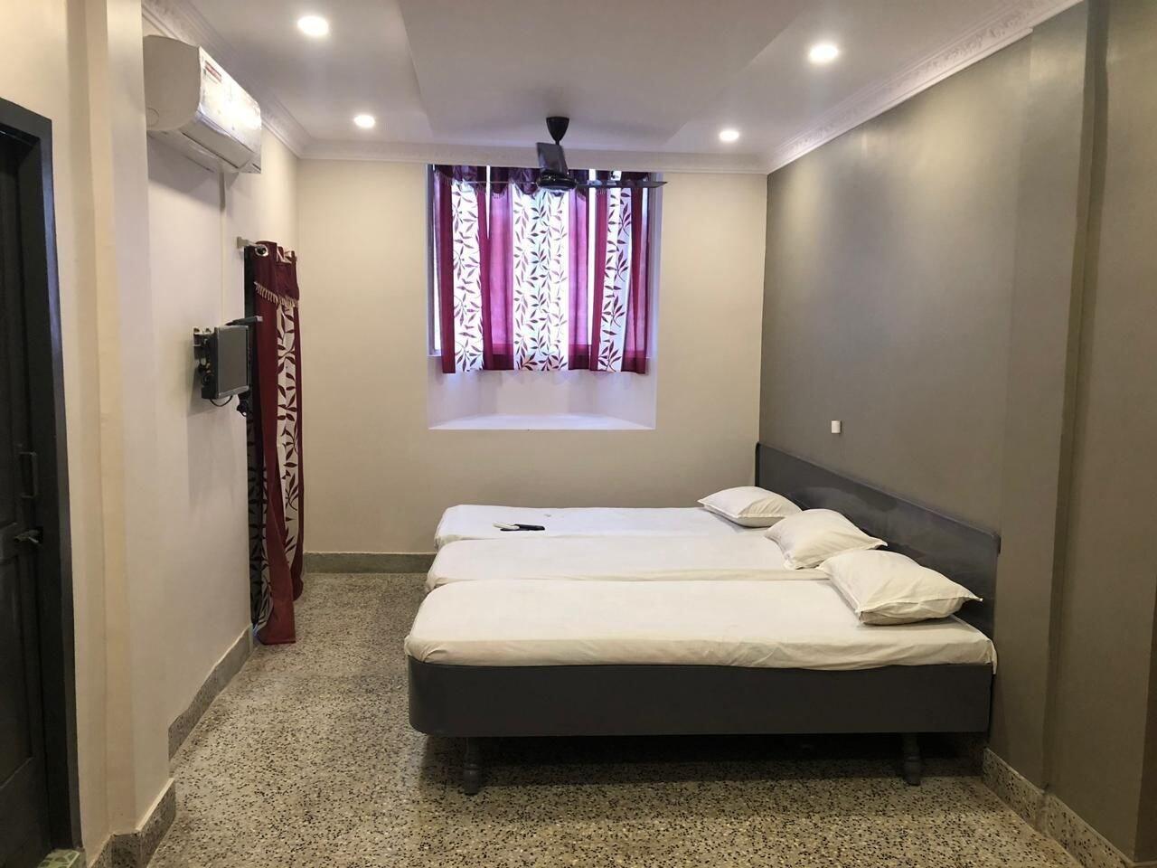 Varios Hotel AKMG
