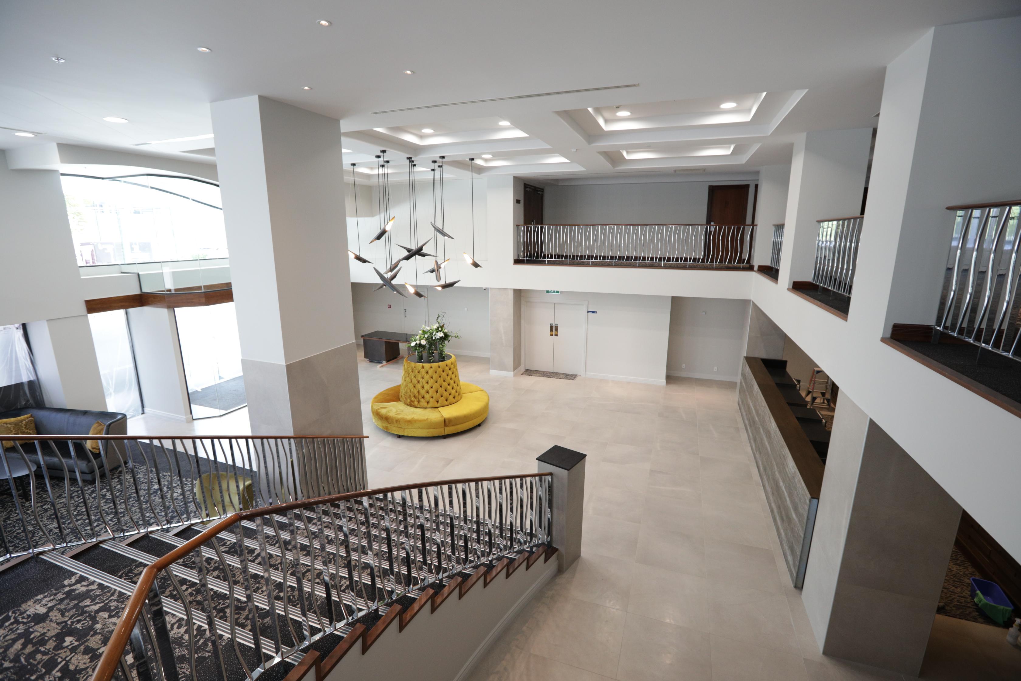 Vista Lobby Distinction Christchurch Hotel