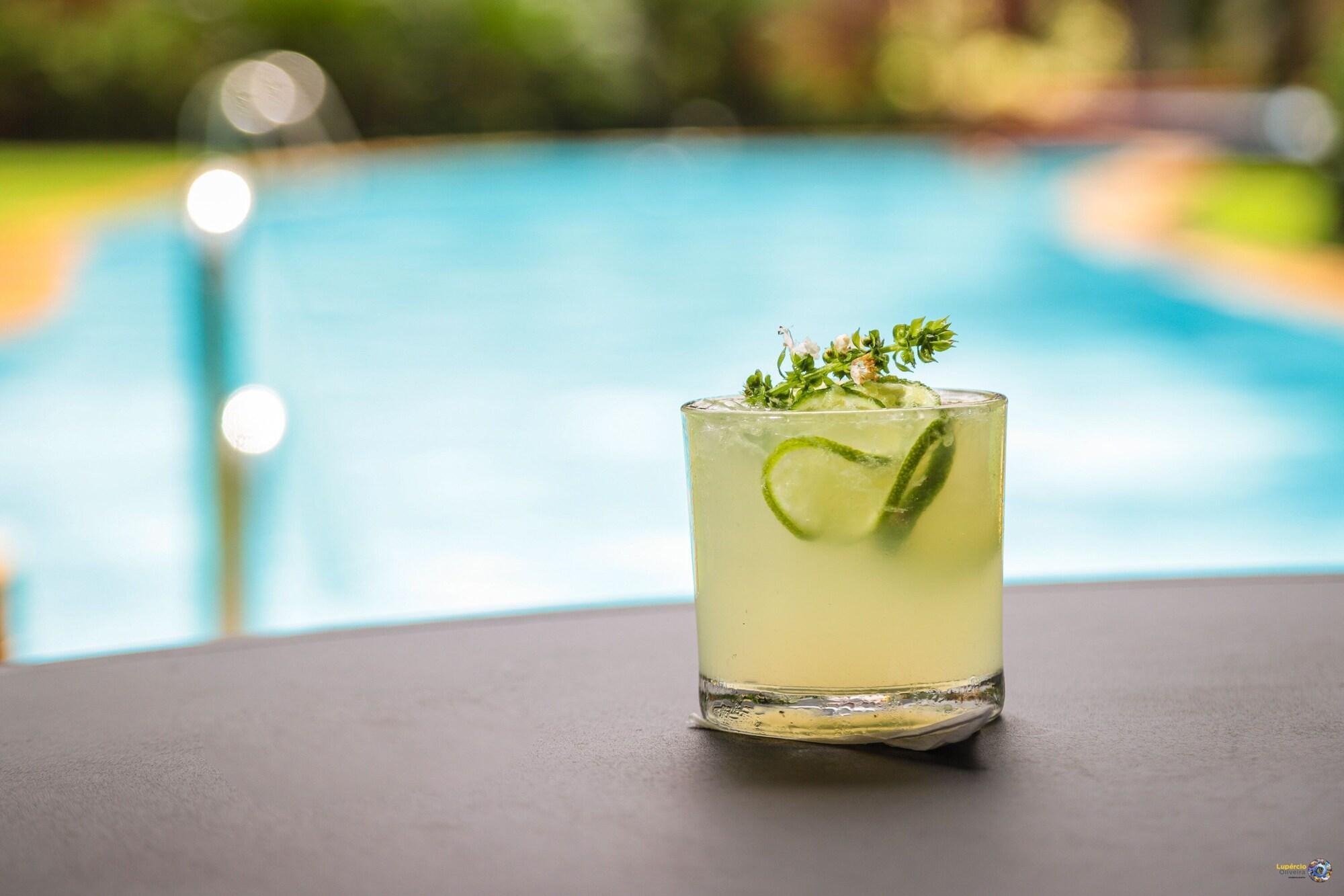 Bar/Salón Pousada Vira Canoa