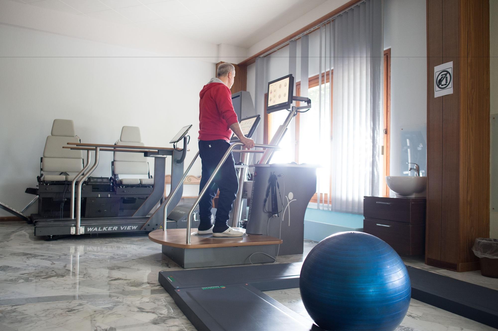 Gimnasio La Cittadella Dell'Oasi Hotel