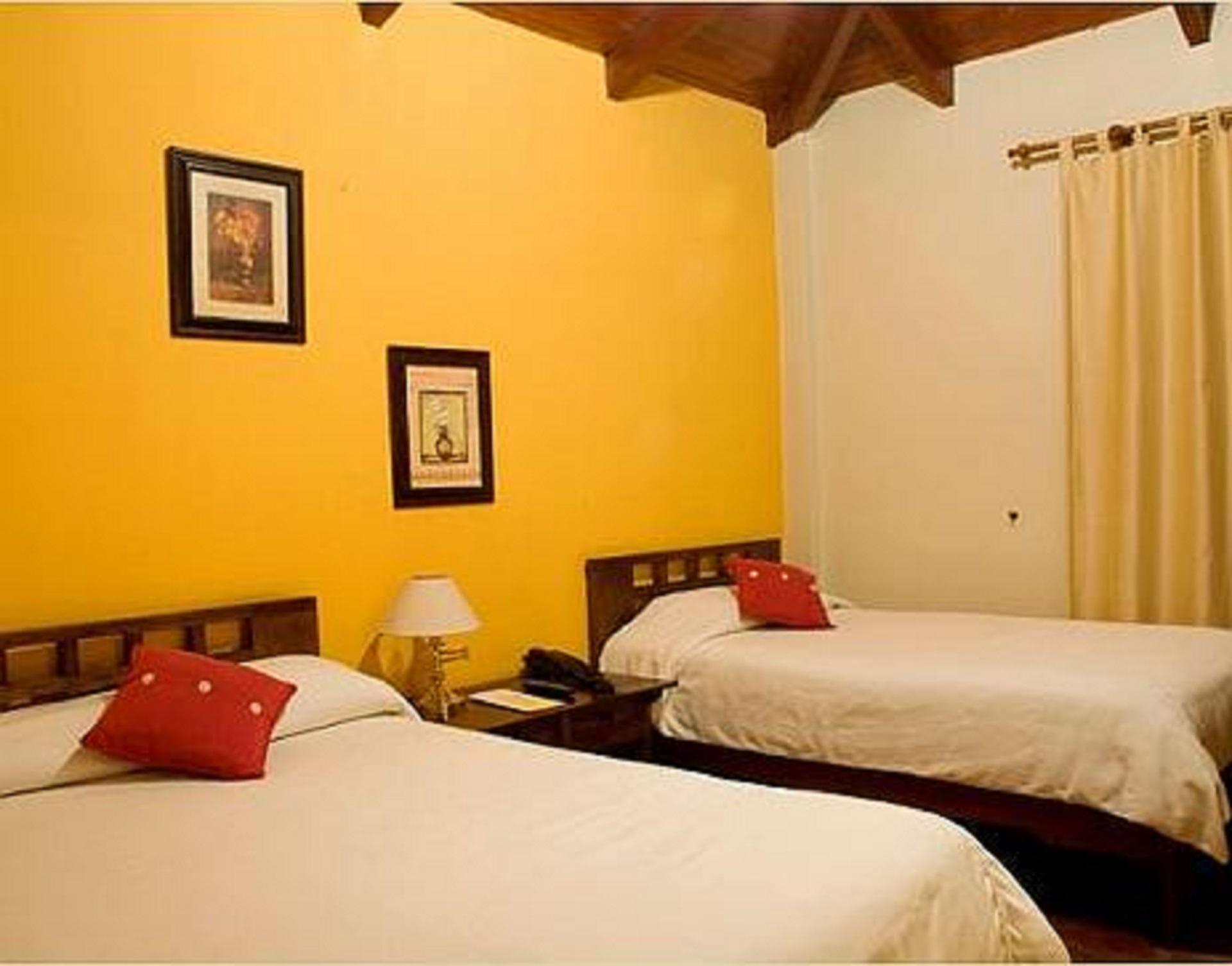 Guest room Hotel Sierra Madre