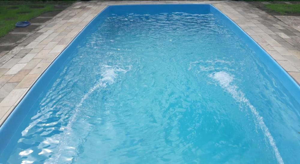 Vista Piscina Hostel Pedacinho do Céu