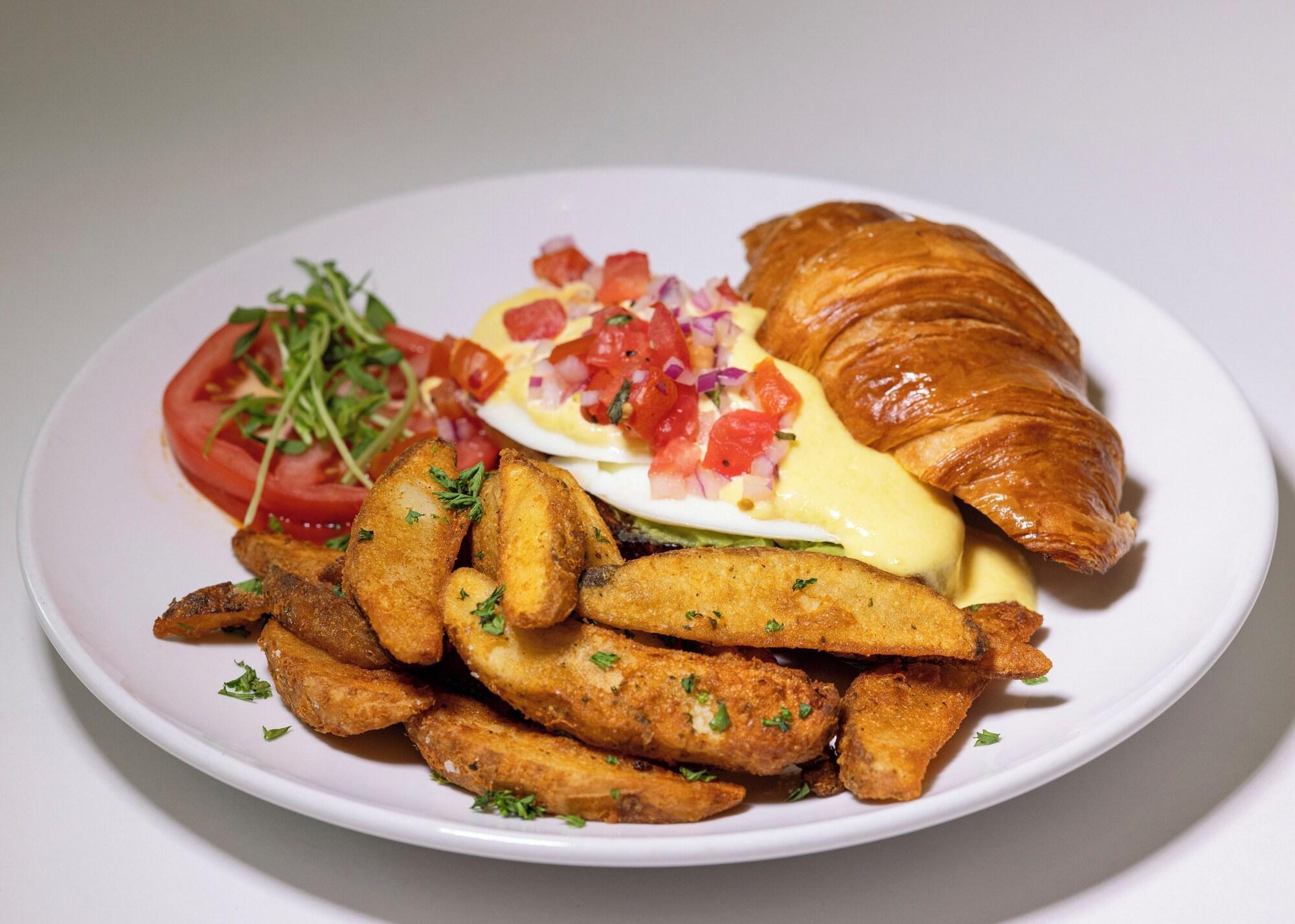 Restaurant The Inn on Officers Garden