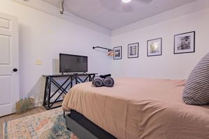 Alquiler Vacacional - 2BD 2Bath, Ideally Located Cottage