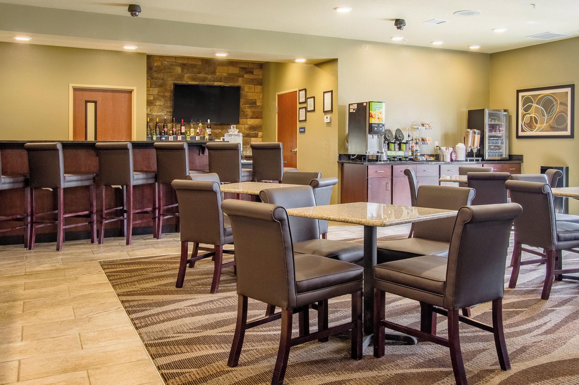Restaurant Cobblestone Hotel & Suites - Orrville