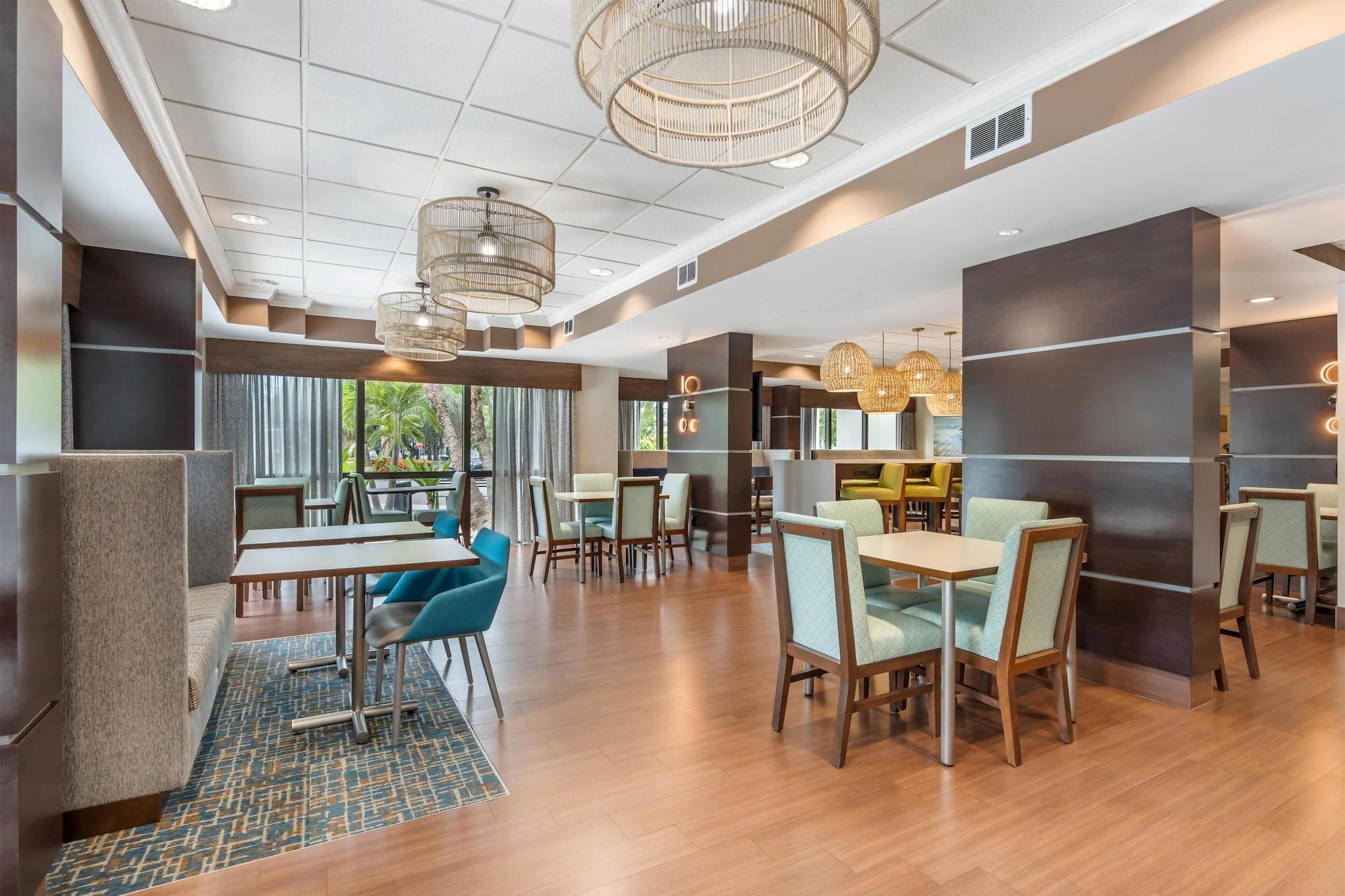 Restaurant Hampton Inn Fort Myers-Airport & I-75
