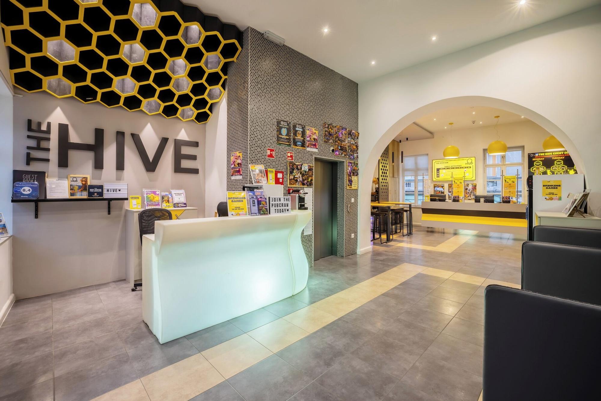 Vista Lobby The Hive Party Hostel