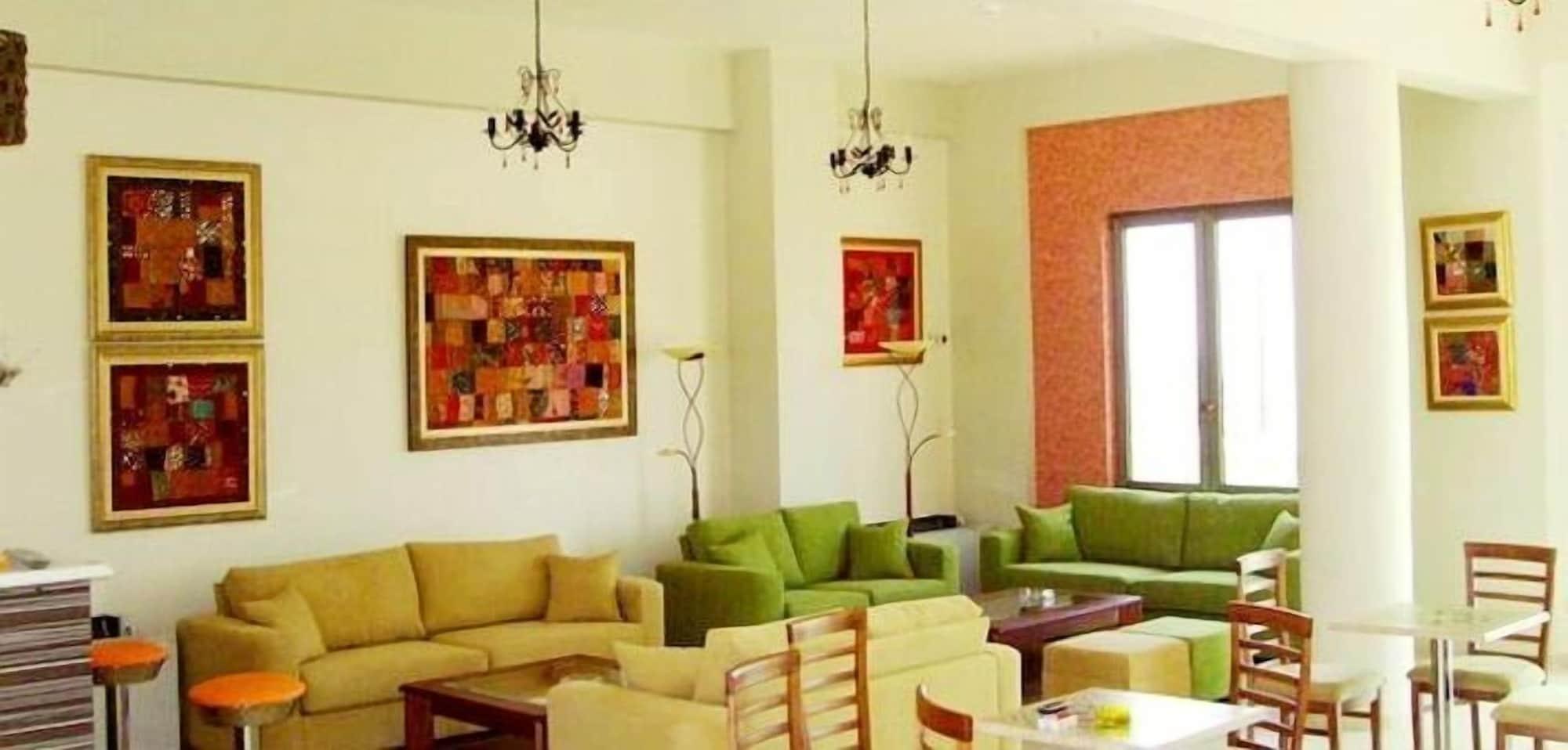 Vista Lobby Finiki Plaza