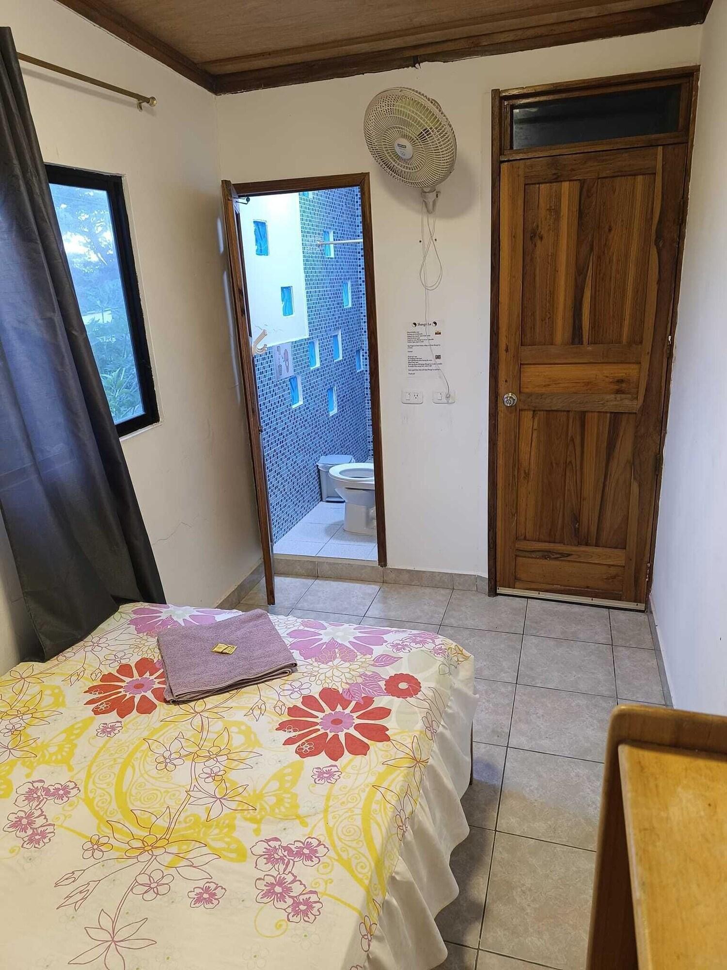 Habitación Casa Shangri La