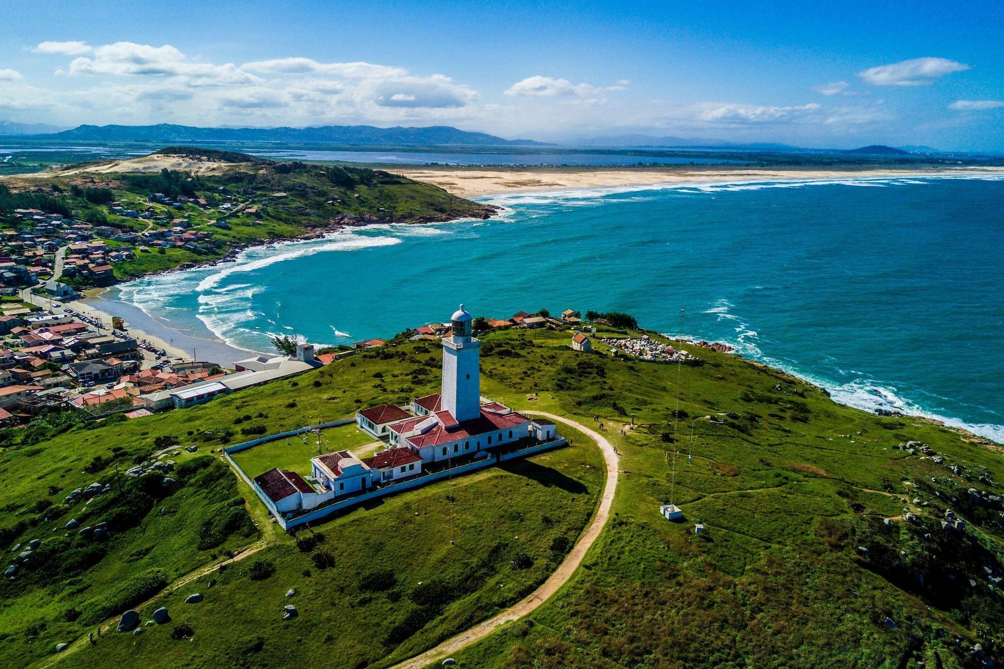 Vista Exterior Hotel Internacional Gravatal