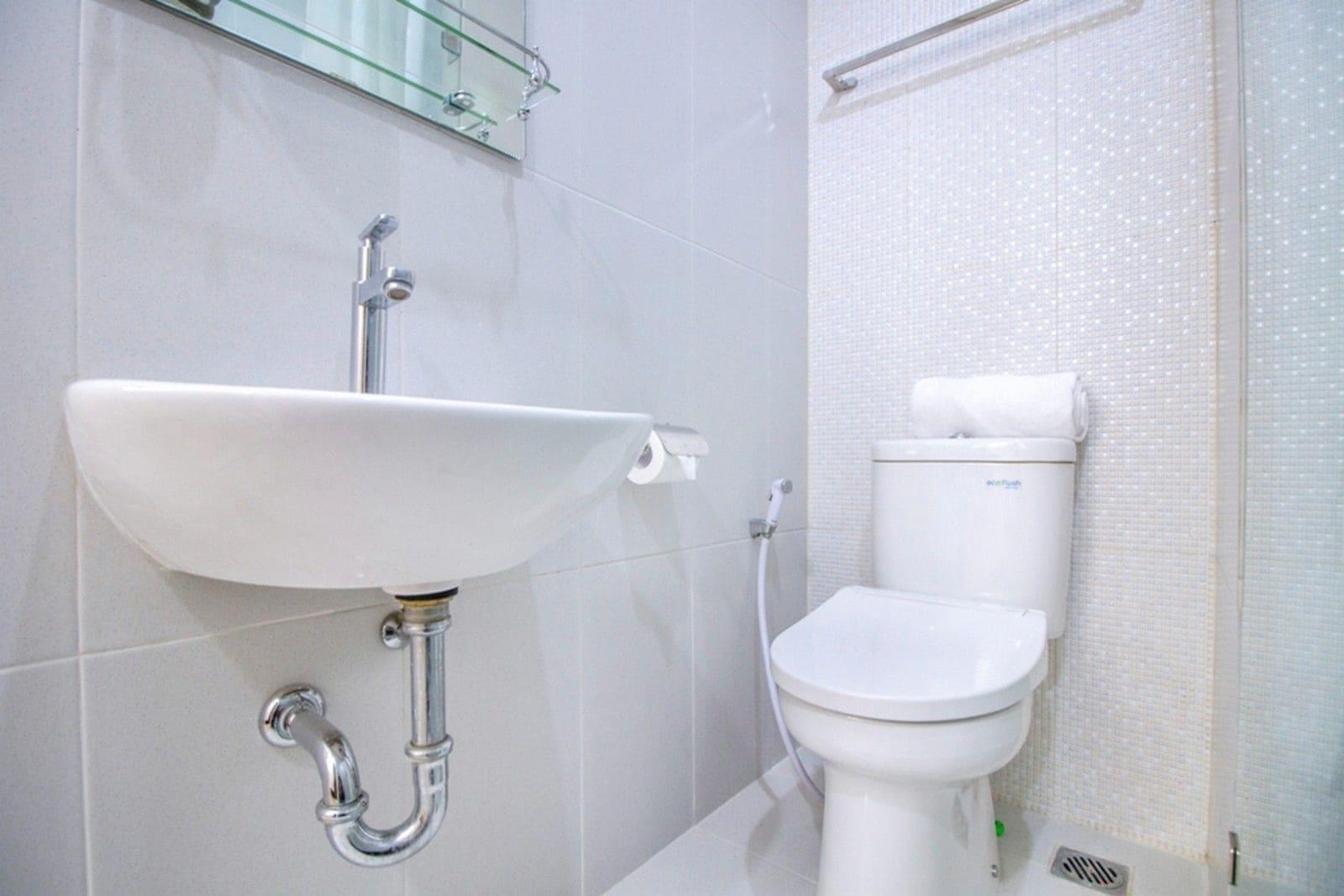 Equipamiento de Habitación MK House SCBD