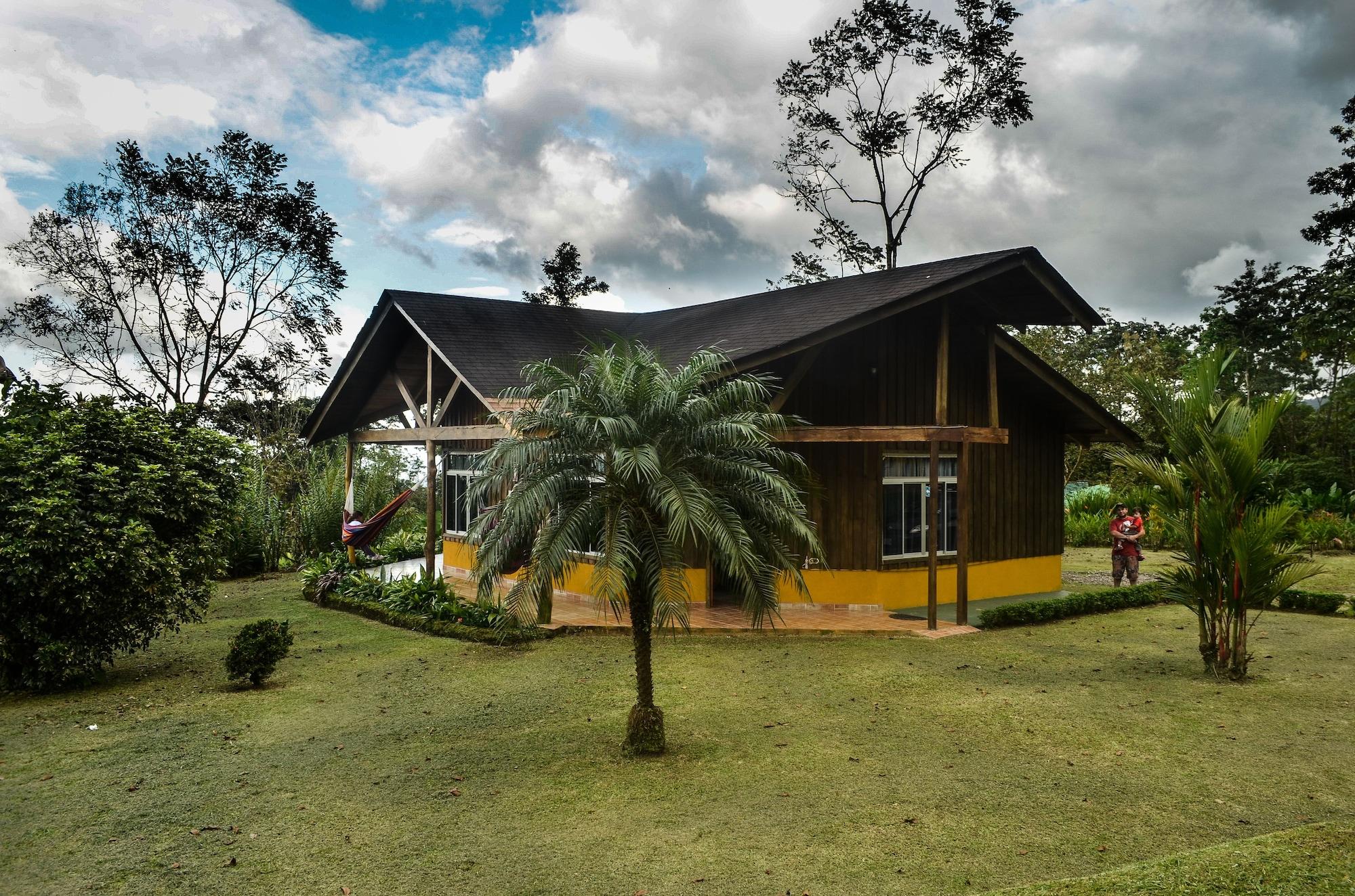 Vista Exterior Brisas Arenal Hotel
