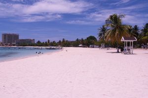 Alquiler Vacacional - Beautiful Beachfront1 Bedroom Condo D18, Ocho Rios, Jamaica
