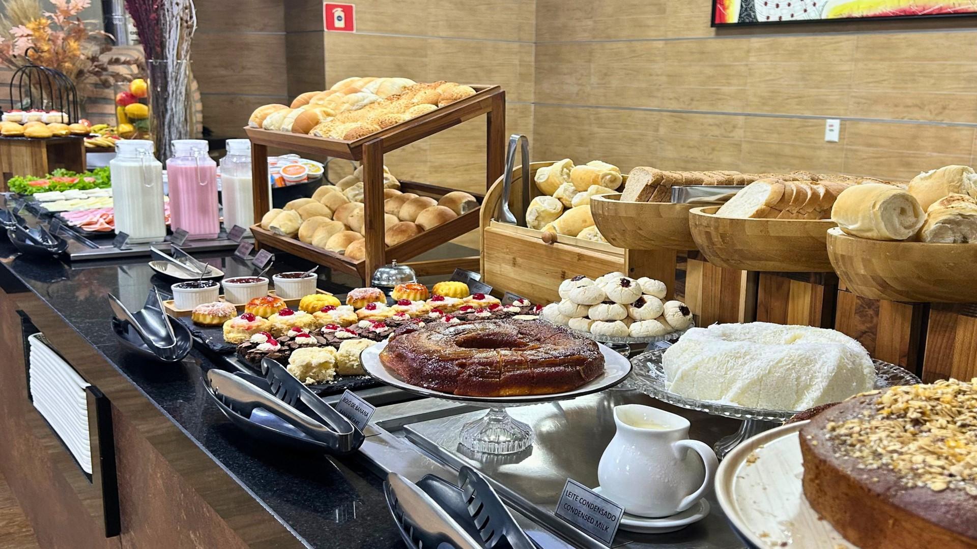 Restaurant Comfort Hotel & Suites Rondonopolis
