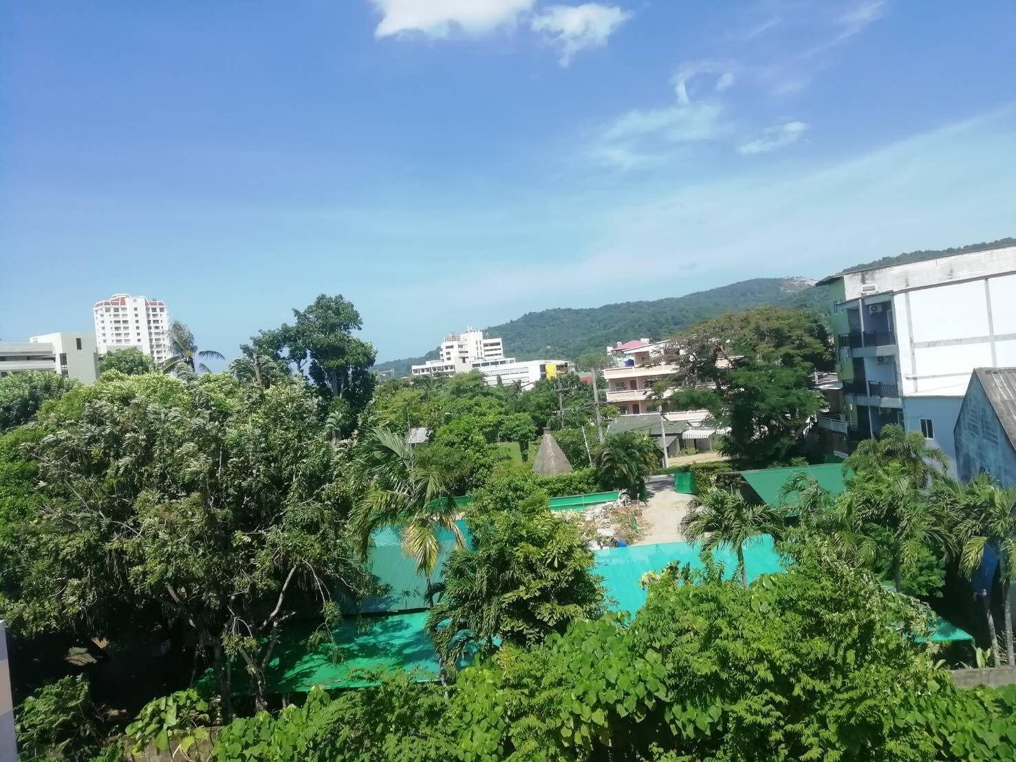 Vista Exterior May House Karon Beach