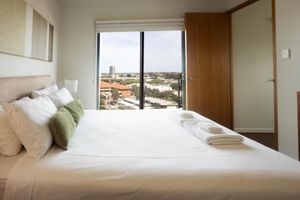 Alquiler Vacacional - Lovely 2BR Apartment in West Perth With Parking!