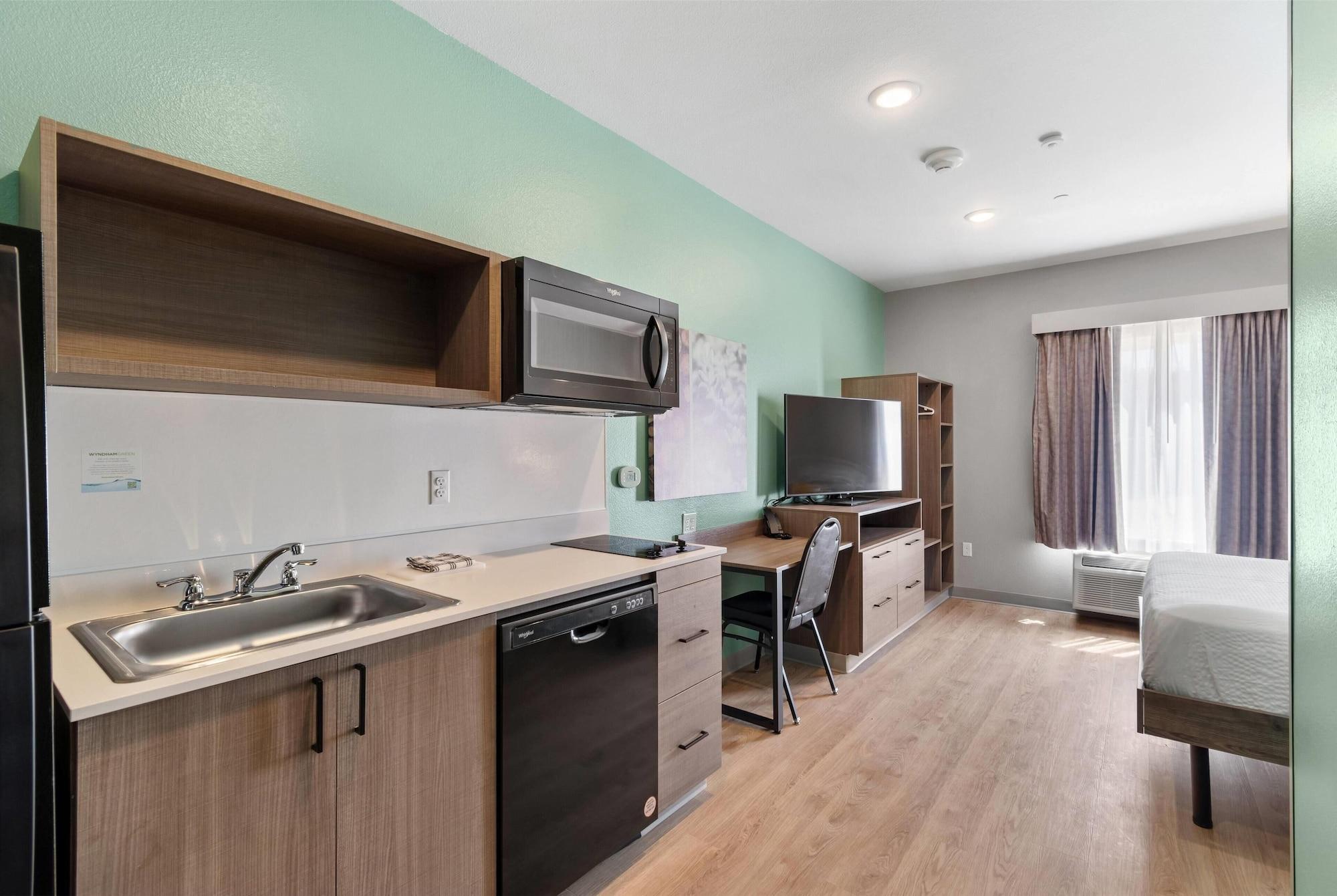 Varios ECHO Suites Extended Stay by Wyndham Houston Katy West