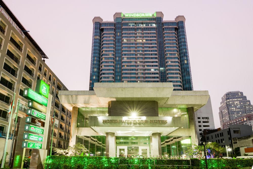 Vista Exterior Executive Club at Windsor