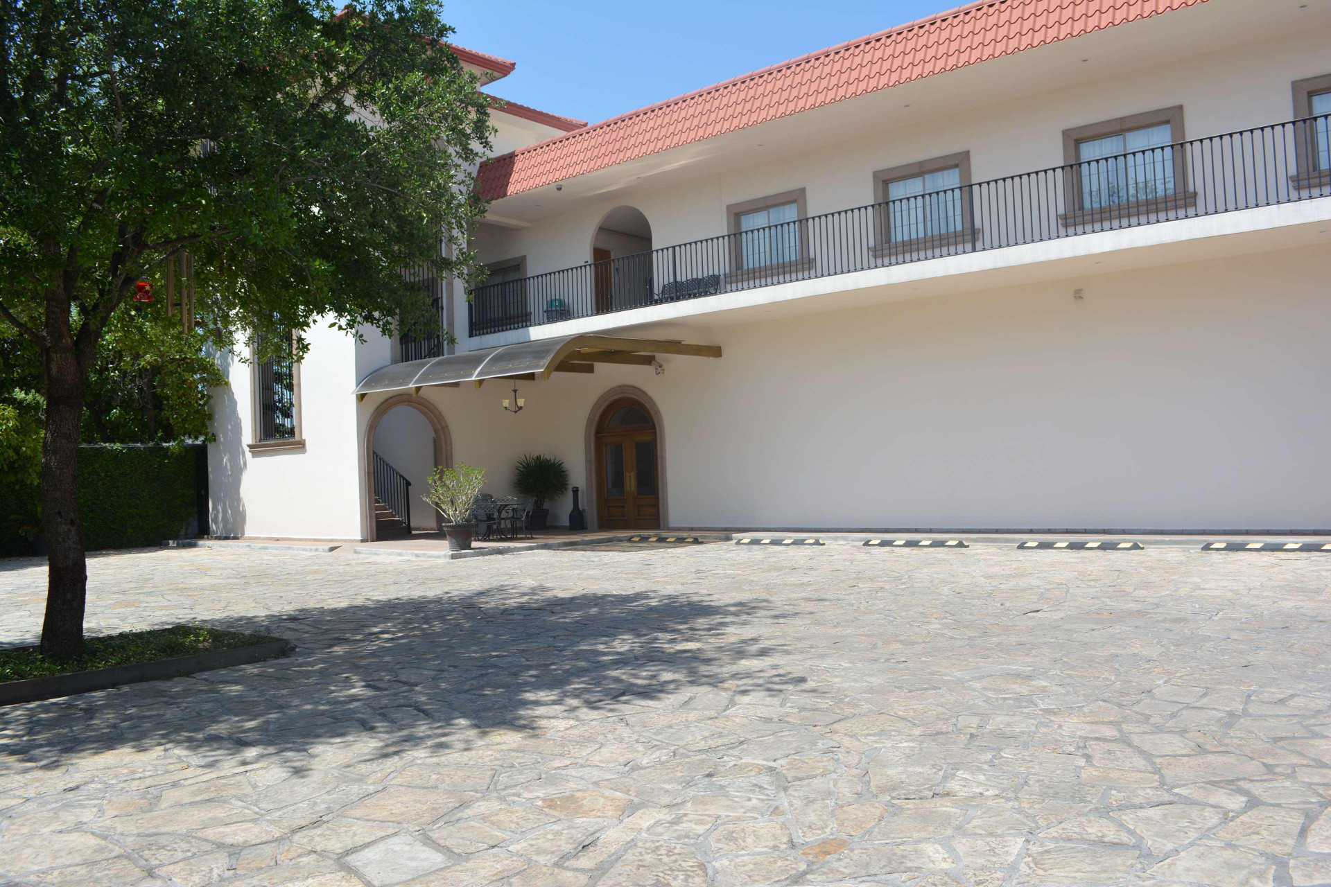 Vista Exterior Best Western Centro Cadereyta