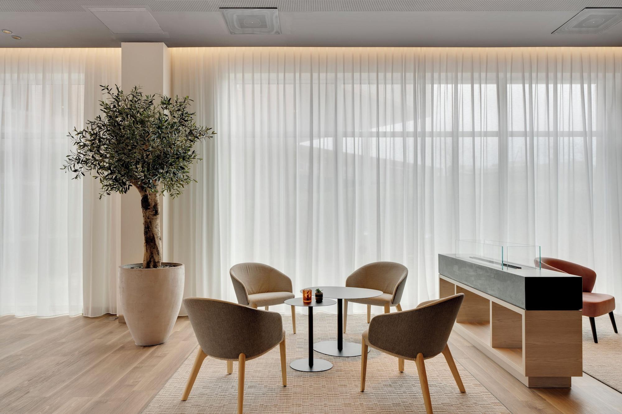 Bar/Salón Intercityhotel Breda