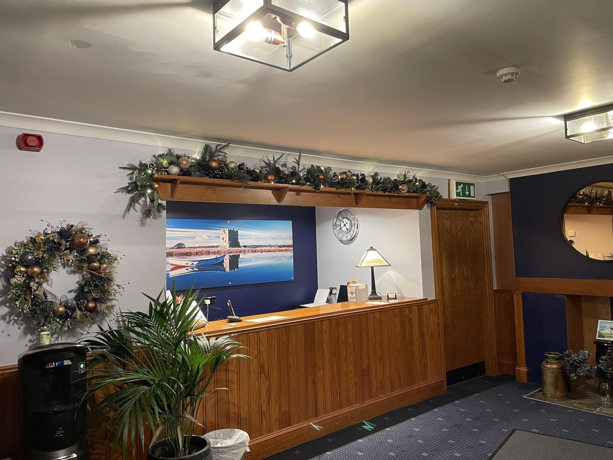 Vista Lobby The Ship Inn