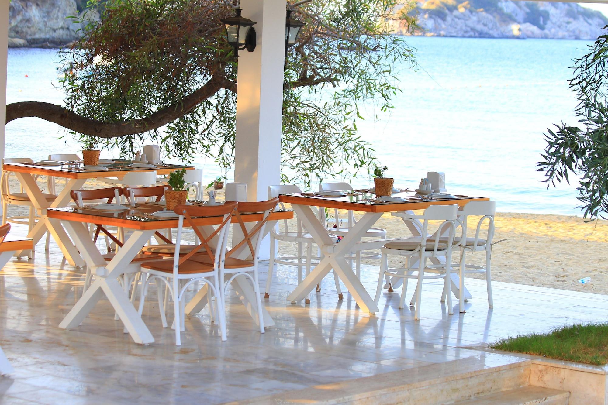 Restaurant Palm Bay Beach Hotel
