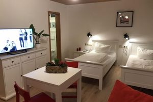 Alquiler Vacacional - Vacation apartment with two single beds right by the waterfall