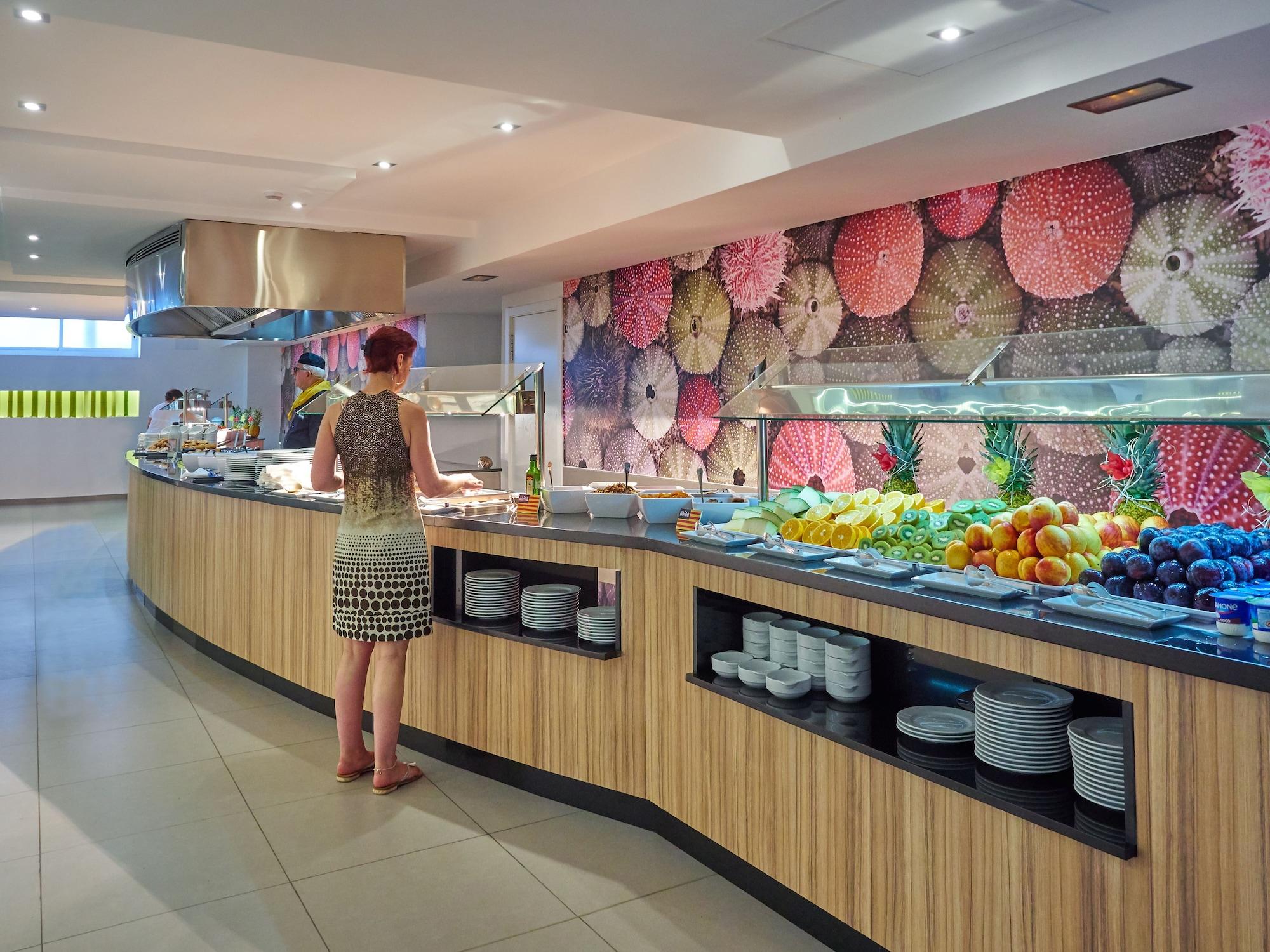 Restaurant BQ Amfora Beach Hotel - Adults Only