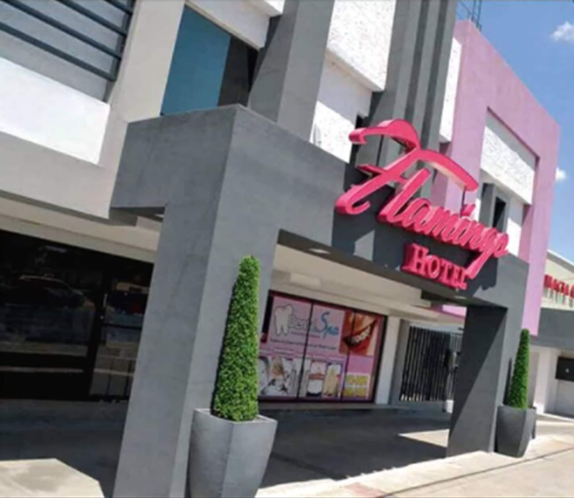Vista Exterior Hotel Flamingo Juarez