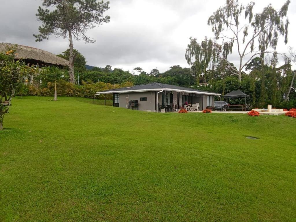 Vista Exterior Finca Campestre en el Lago Calima "doña Ime"