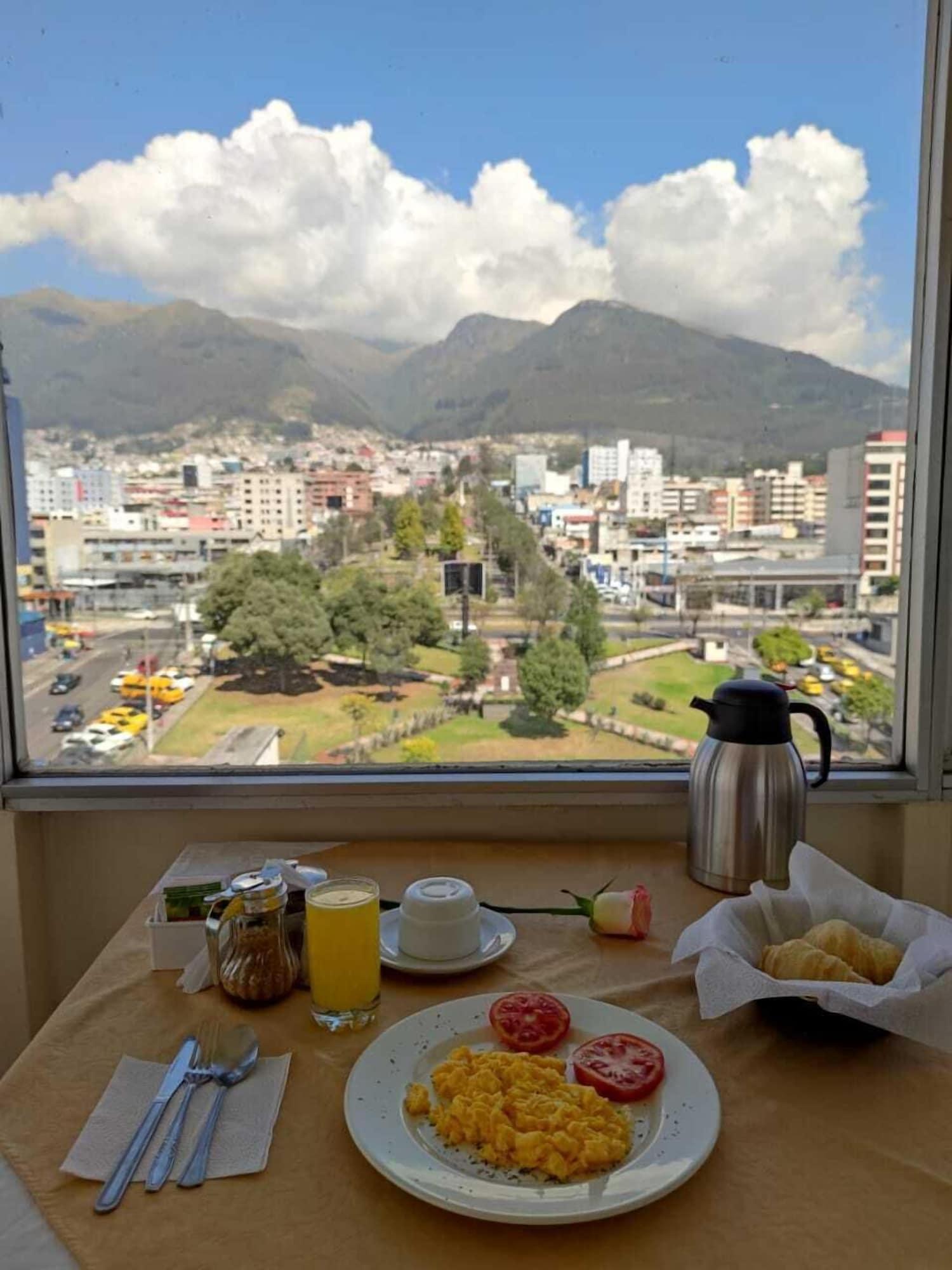 Restaurant Val Hotel Santamaria Quito