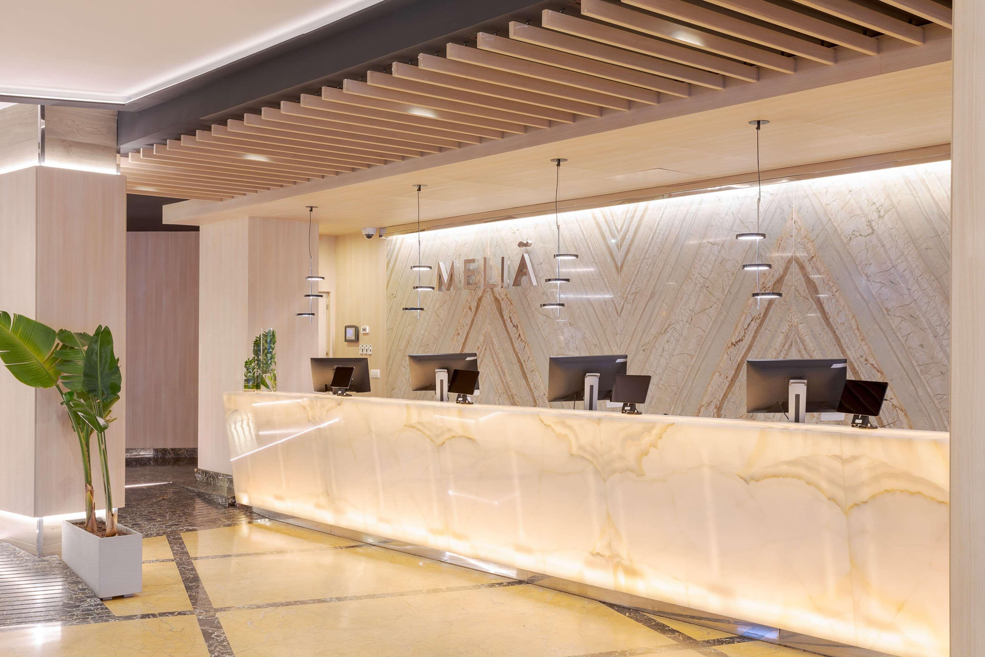 Vista Lobby Melia Alicante
