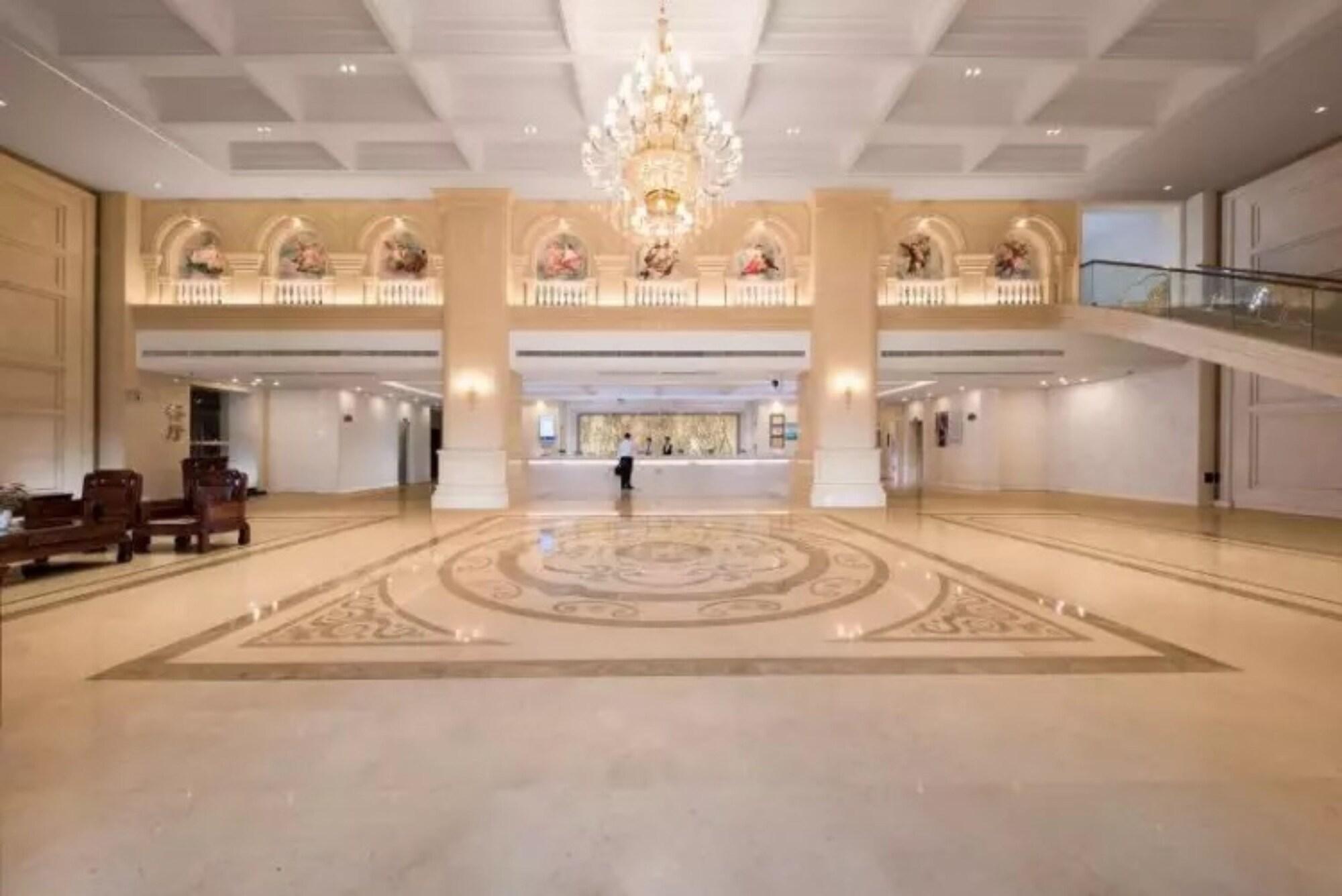 Vista Lobby Vienna International Hotel - Shantou Simapu