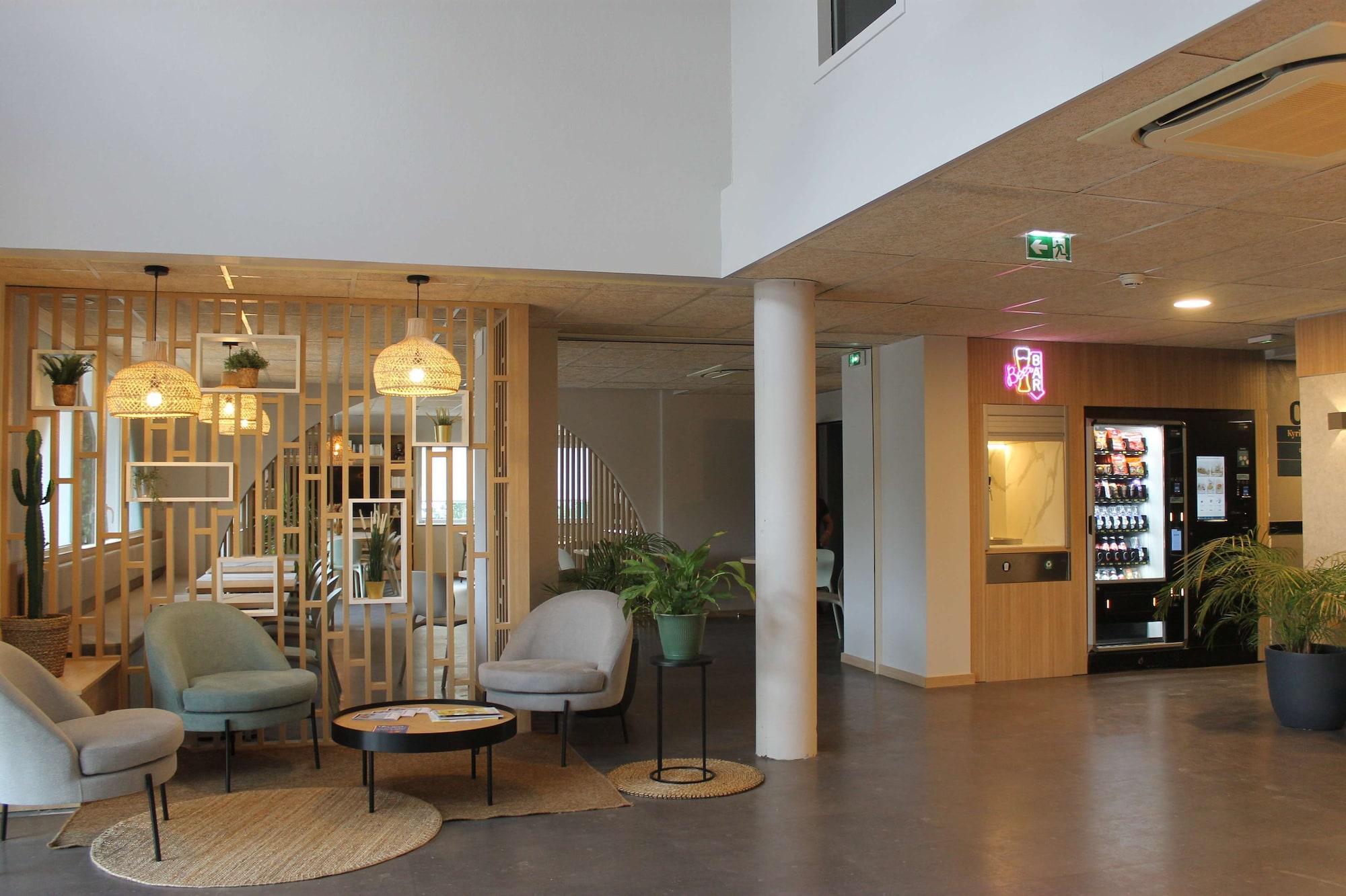 Vista Lobby Kyriad Anglet-Biarritz