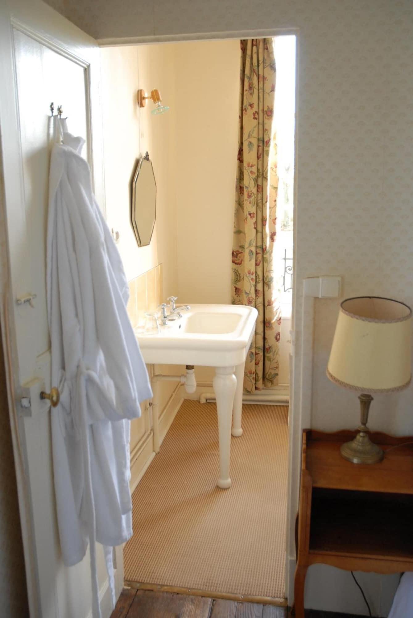 Equipamiento de Habitación Chambres d'Hotes Château de la Puisaye