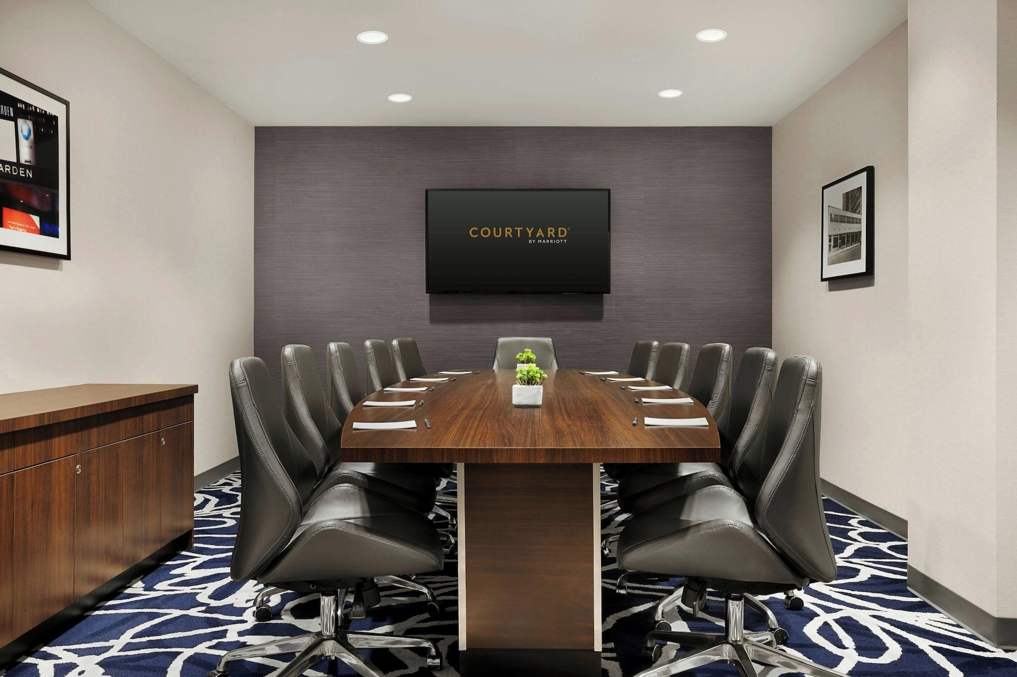 Sala de Reuniones Courtyard by Marriott New York Manhattan / Chelsea