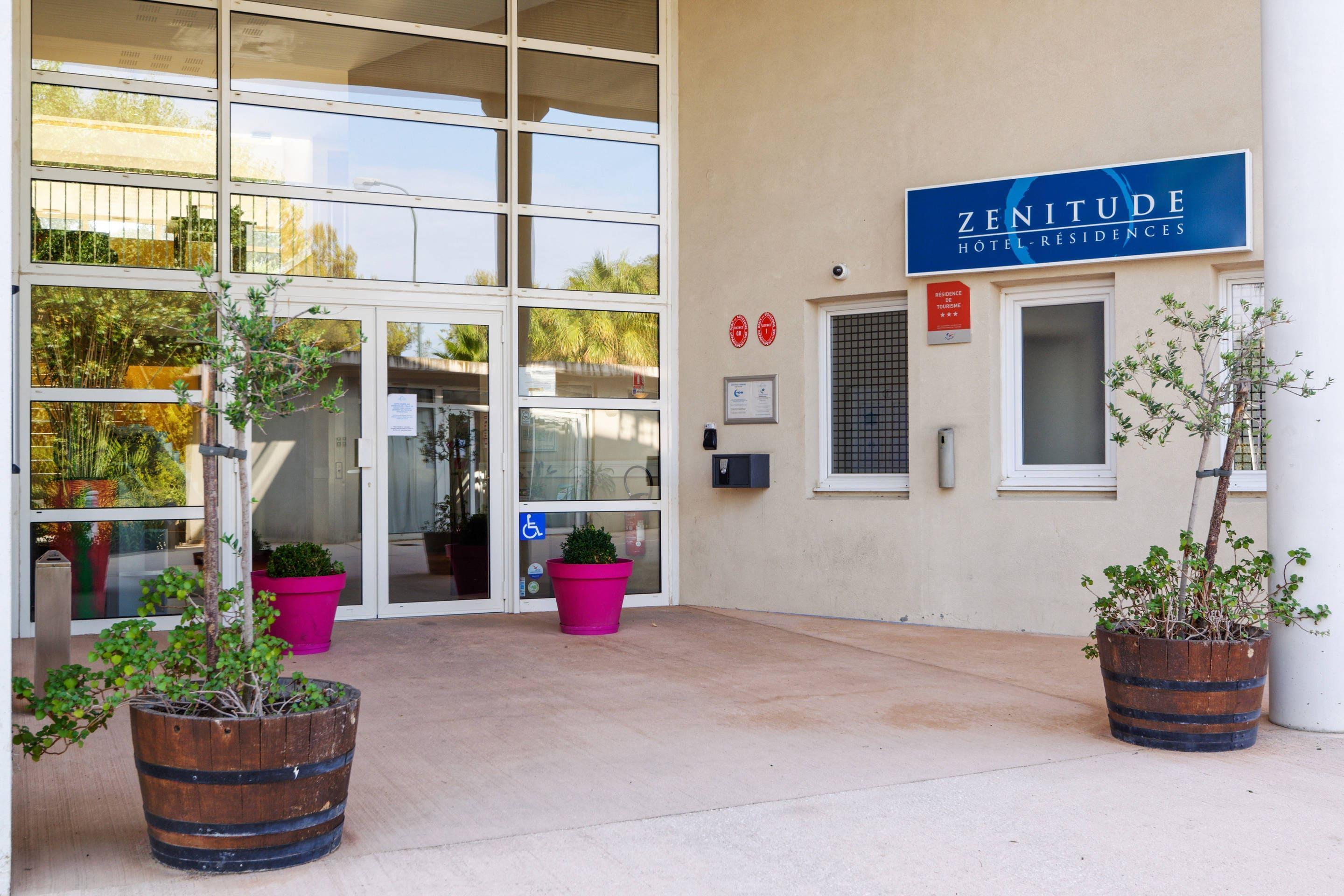 Vista Lobby Comfort Aparthotel Six-Fours