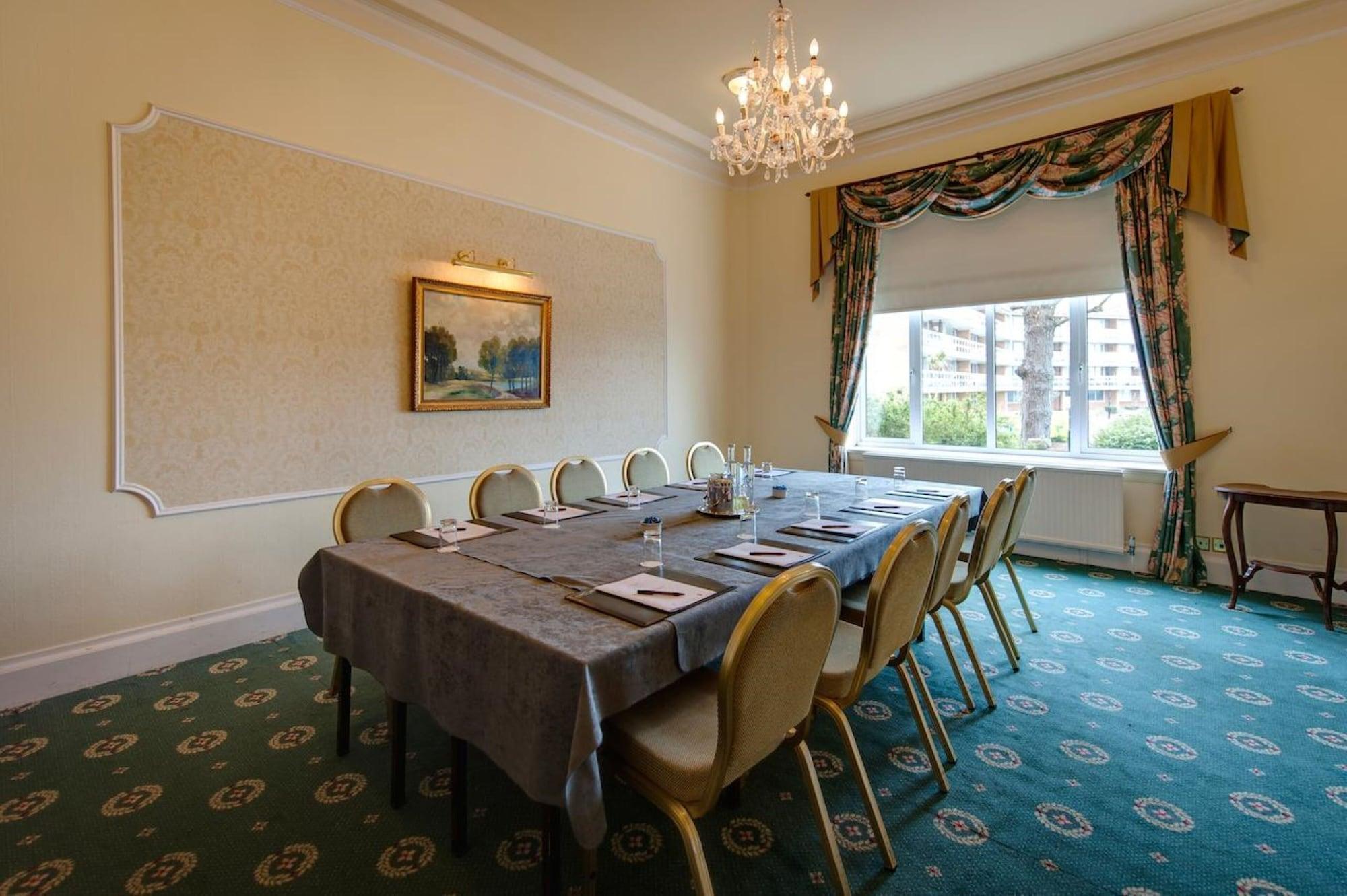 Sala de Reuniones Hydro Hotel