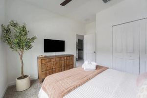 Alquiler Vacacional - Serene Pool Home in Storey Lakes Resort