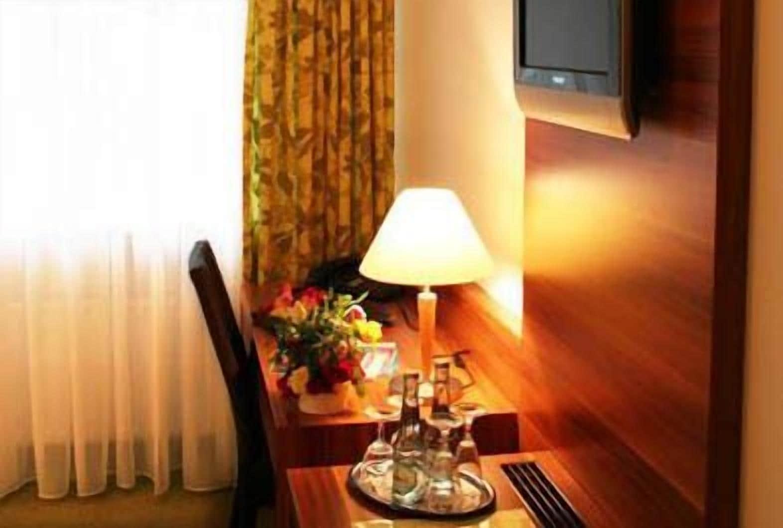 Set de Habitación NP Hotel Wallis