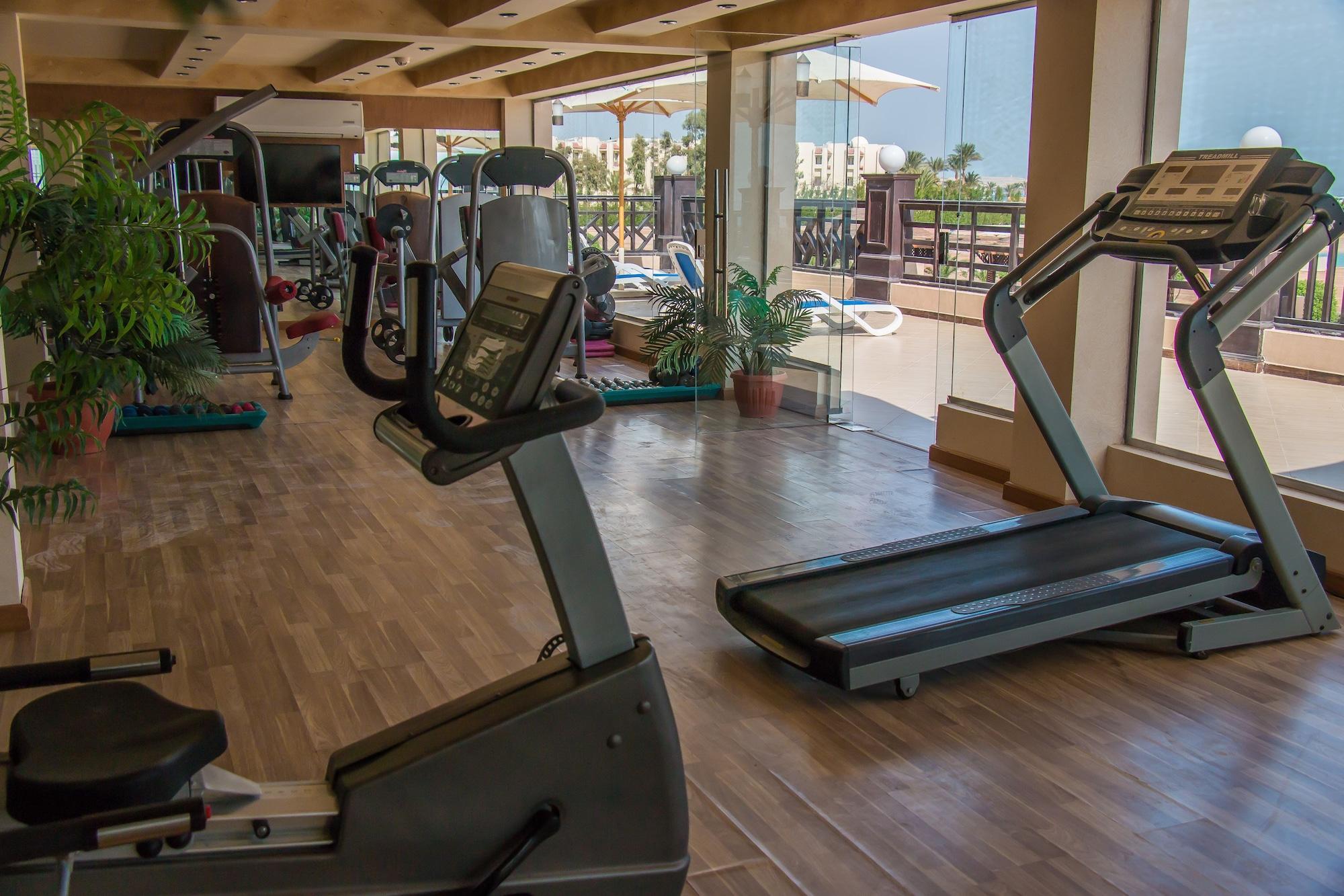 Gimnasio Gravity Hotel & Aqua Park Hurghada  Families and Couples Only