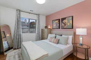 Alquiler Vacacional - Luxury Waterview Haven: 3BR Spa, Sleeps 8 with Heat, AC, wiFi in lovely Vallejo