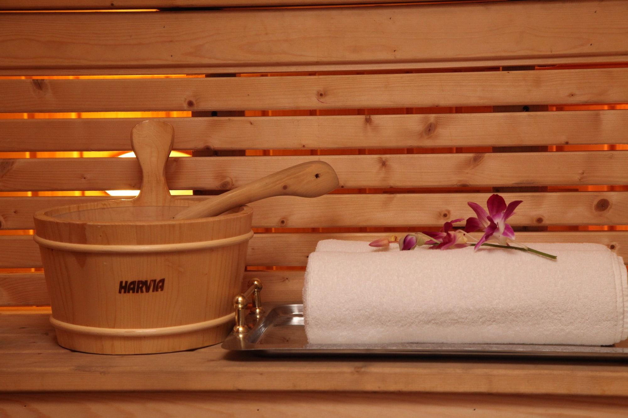 Spa Savoy Suites Hotel Apartments