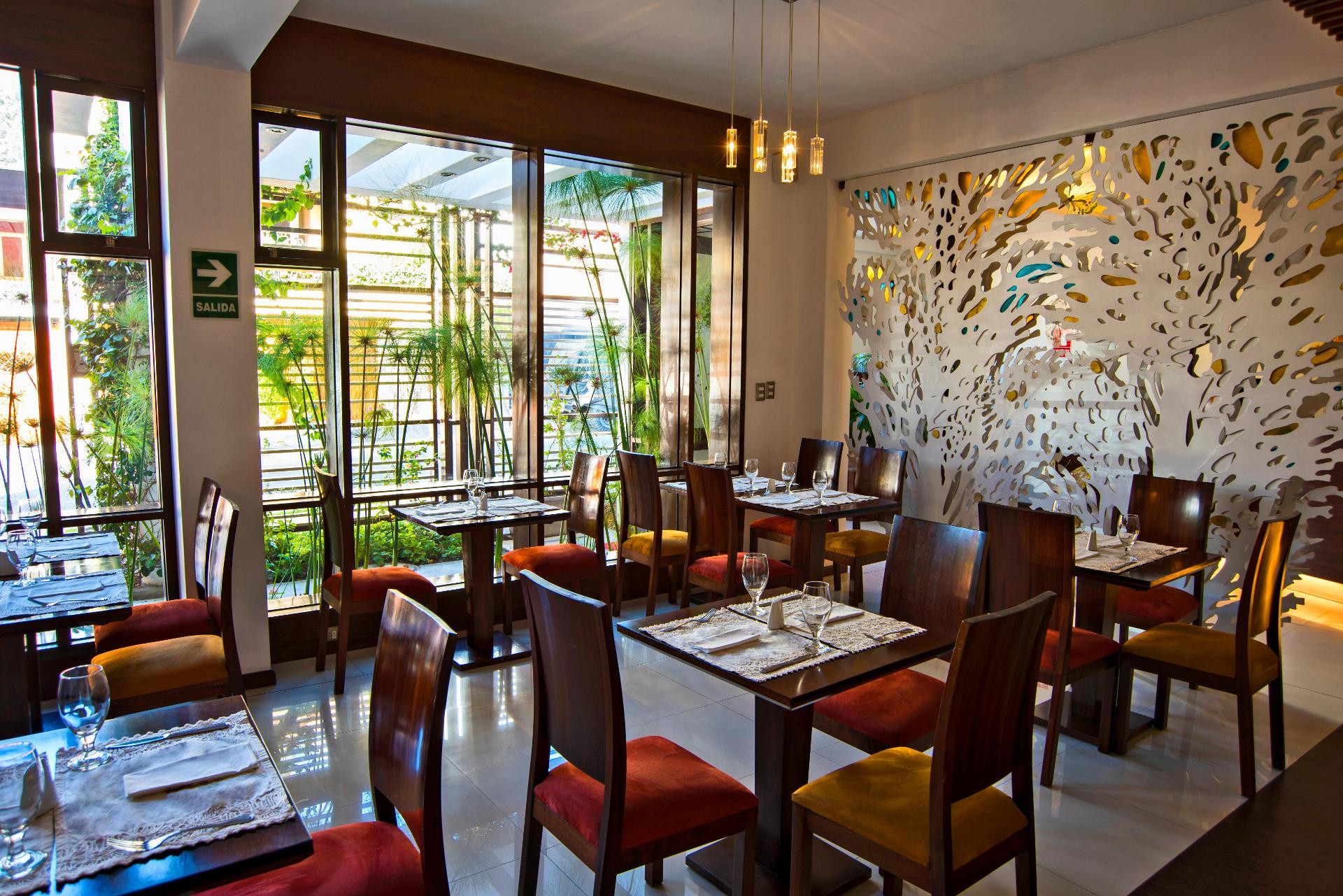 Restaurant Mint Hotel