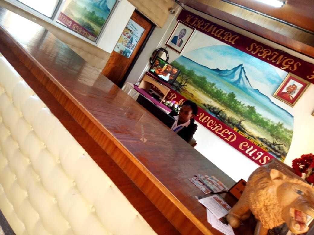 Vista Lobby Kirimara Springs Hotel