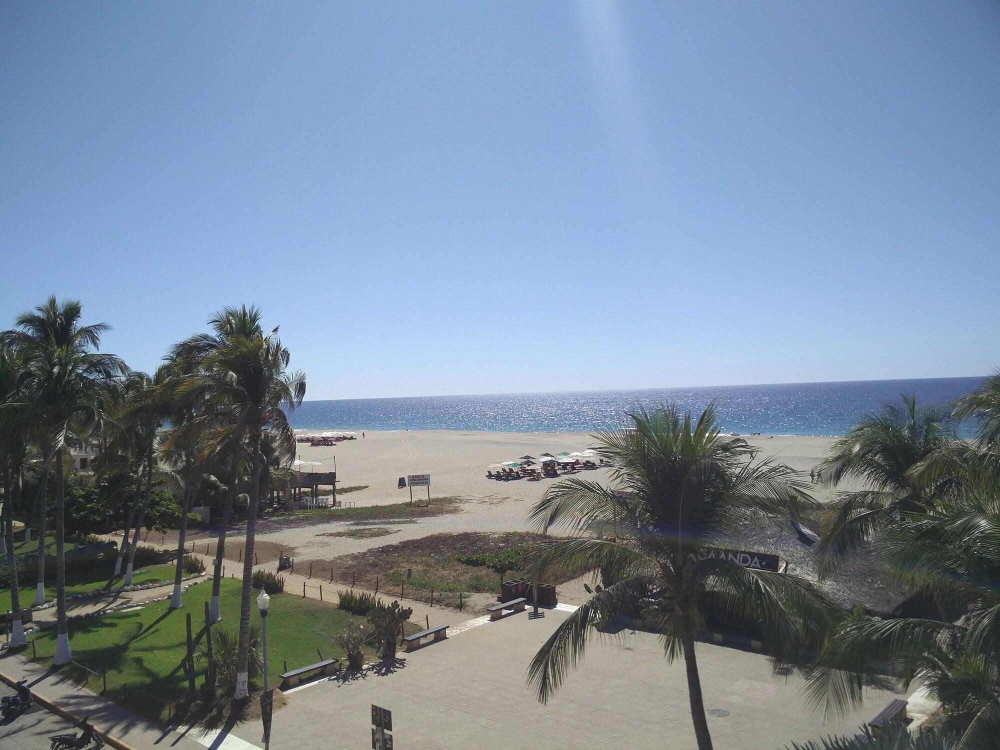 Playa Hotel y Bungalows Acuario