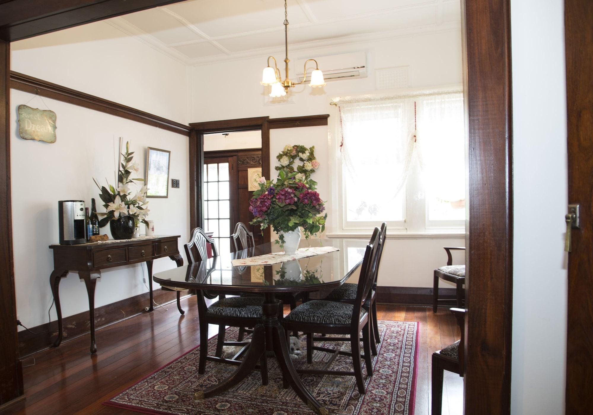 Sala de Reuniones Rosebridge House Bed & Breakfast Adult Retreat