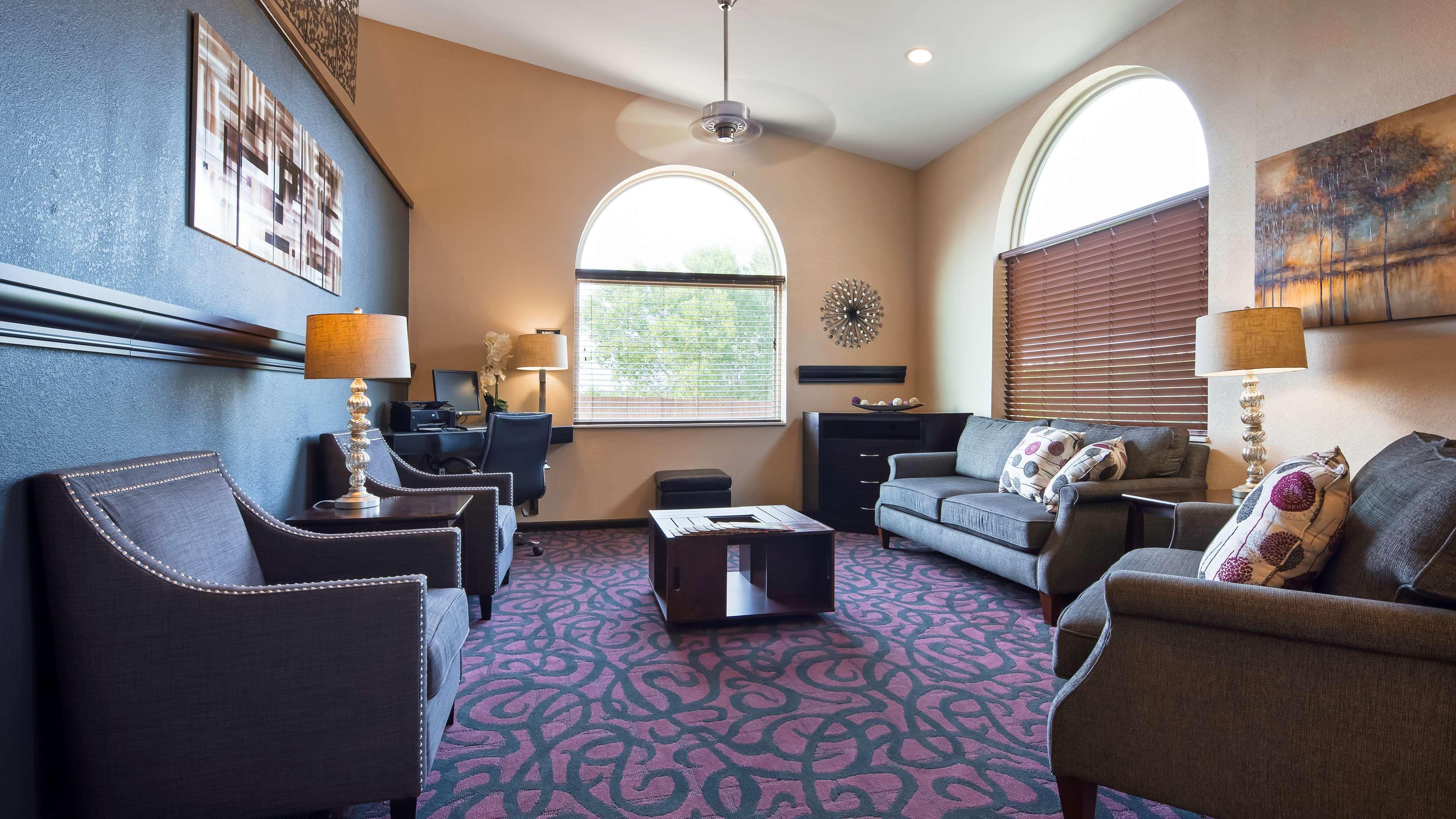 Vista Lobby Best Western Borger Inn