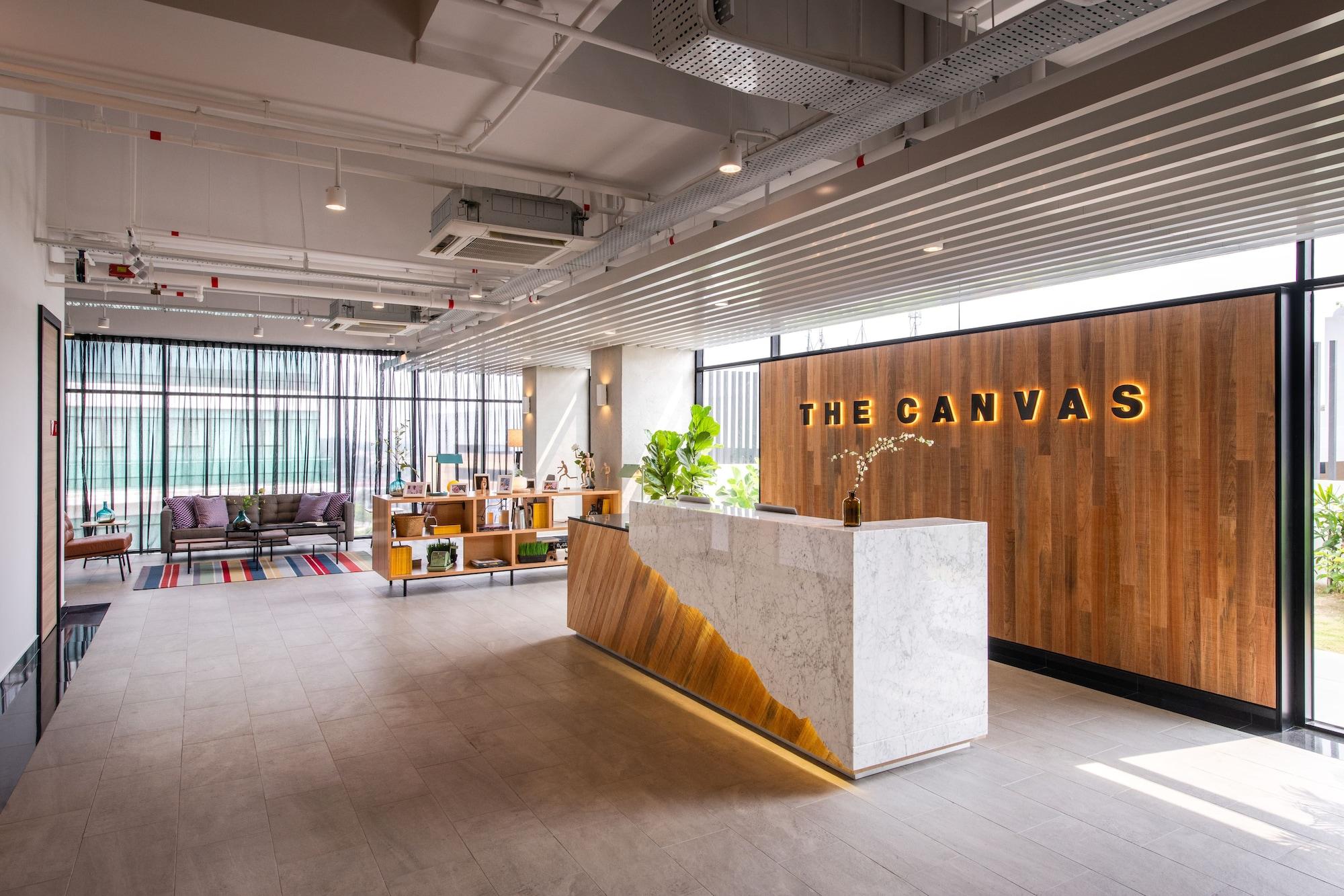 Varios The Canvas Hotel