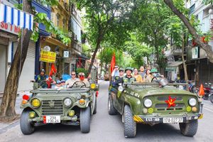 Actividad - Delta del Río Rojo en jeep antiguo